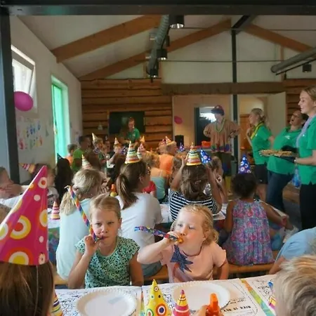 18 Persoons Veluwe アパート