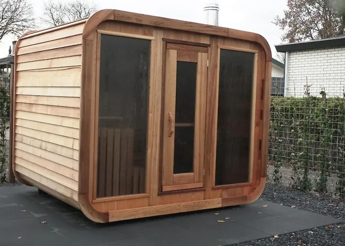 18 Persoons Veluwe フォールトハイゼン