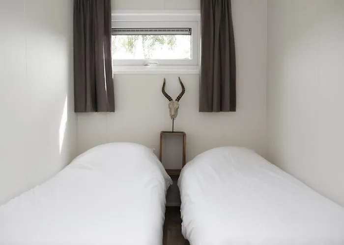 18 Persoons Veluwe フォールトハイゼン